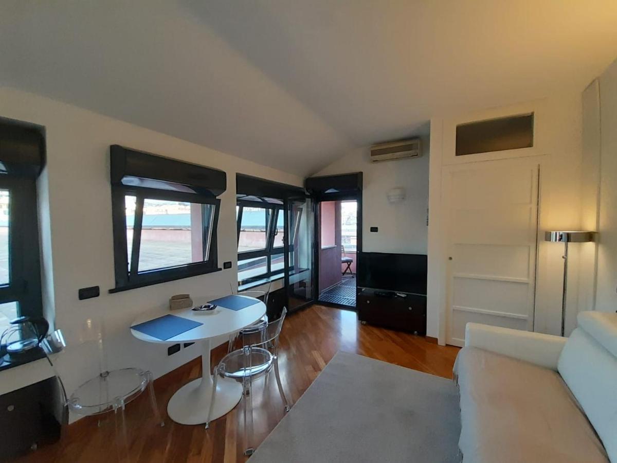Bilocale Vista Mare Con Terrazzo-Porto Antico- Parcheggio Scontato Génova Exterior foto
